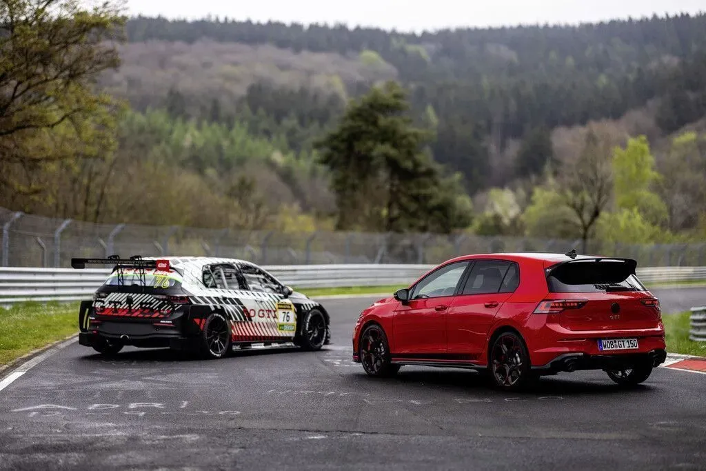 Volkswagen Golf GTI 50 Edition em Nürburgring