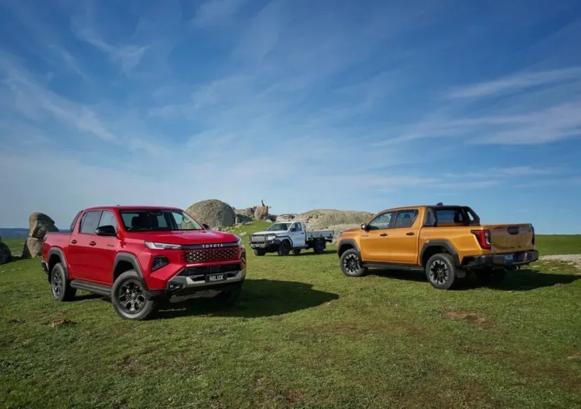 Adeus ao visual antigo! Toyota Hilux 2026 é revelada com design radical, interior de luxo e até versão 100% elétrica