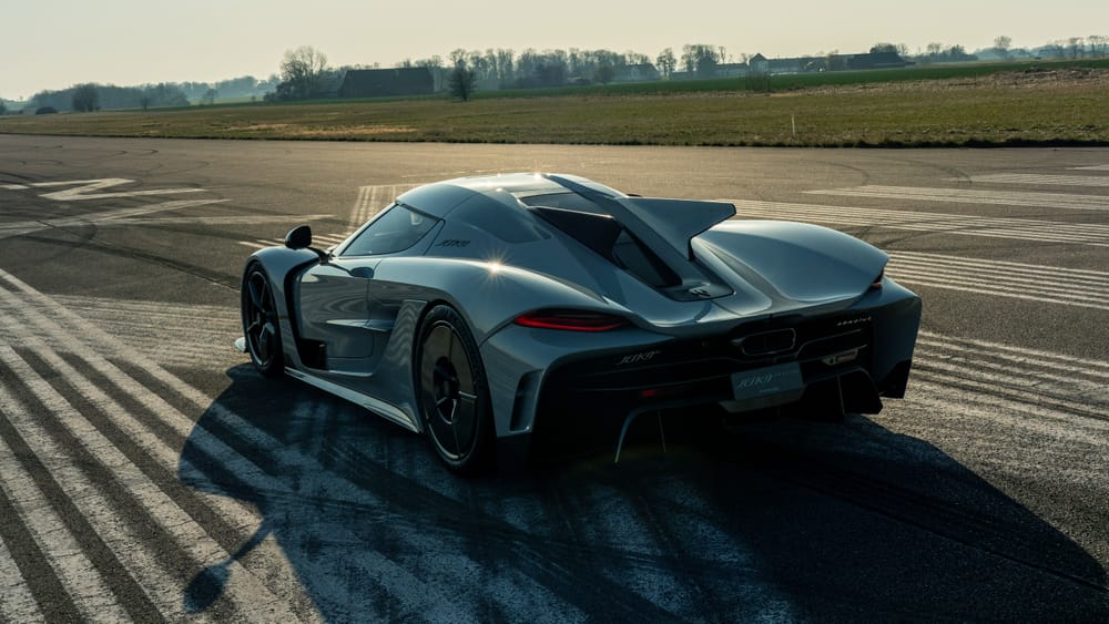 Os carros mais rápidos do mundo em 2024 post image