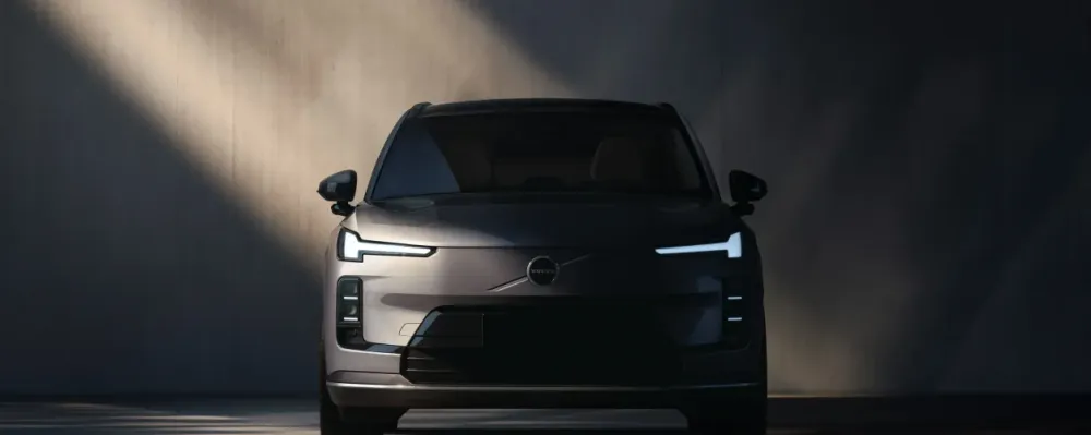 Novo Volvo XC70 híbrido plug-in é revelado com 200 km de autonomia elétrica post image