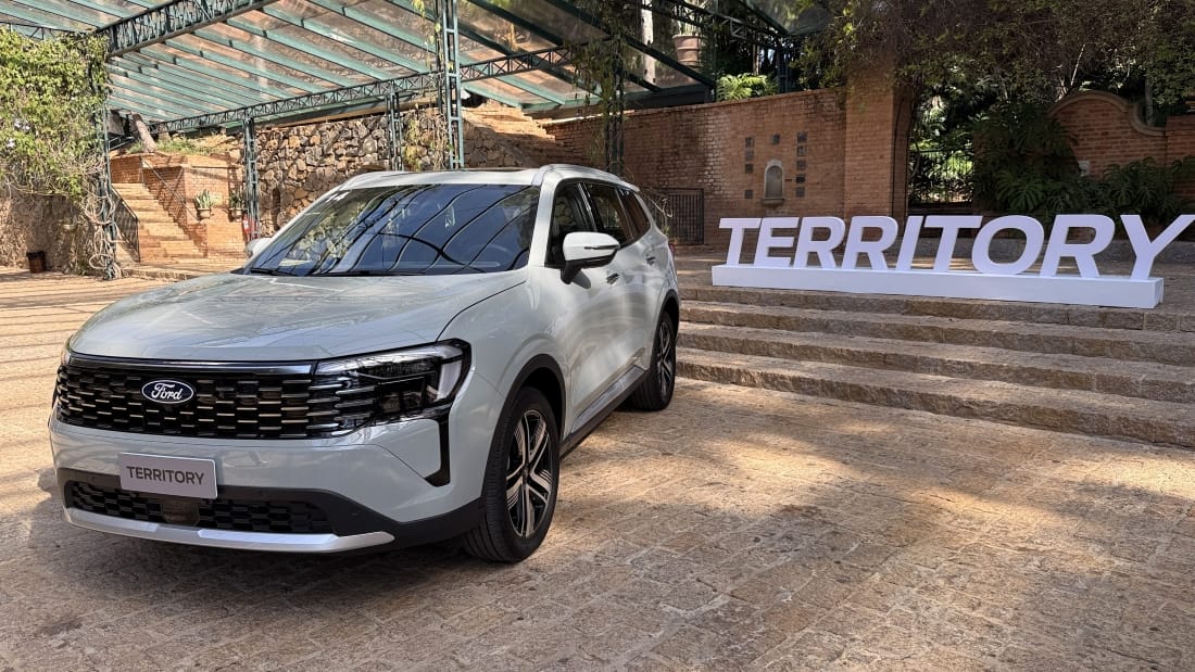 Ford Territory 2026 chega por R$ 215 mil com motor turbo, teto solar e pacote tecnológico completo
