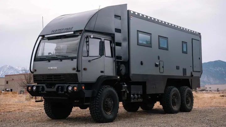 Motorhome Sherpa XLE 6x6: Luxo sobre rodas maior que apartamentos em São Paulo